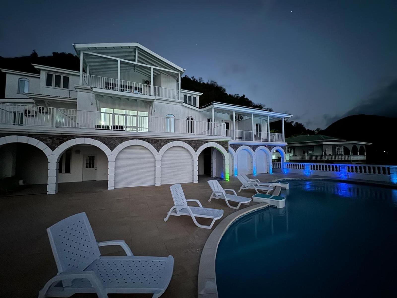 Eldorado Guesthouse & Car Rental Roseau Exterior photo