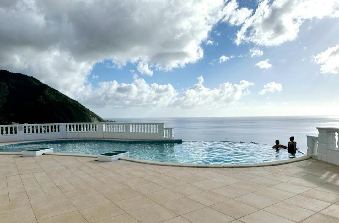 Eldorado Guesthouse & Car Rental Roseau Exterior photo
